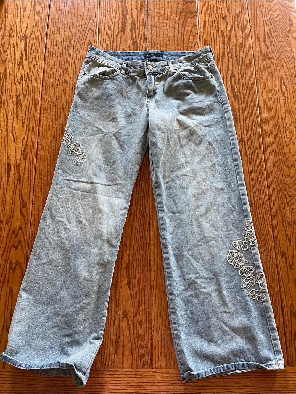 Aeropostale Light Blue Wide-Leg Jeans with White Floral Embroidery